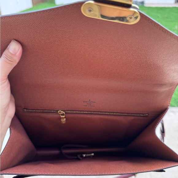 SOLD ✨ Authentic Louis Vuitton Monceau 28 - Picture 5 of 16